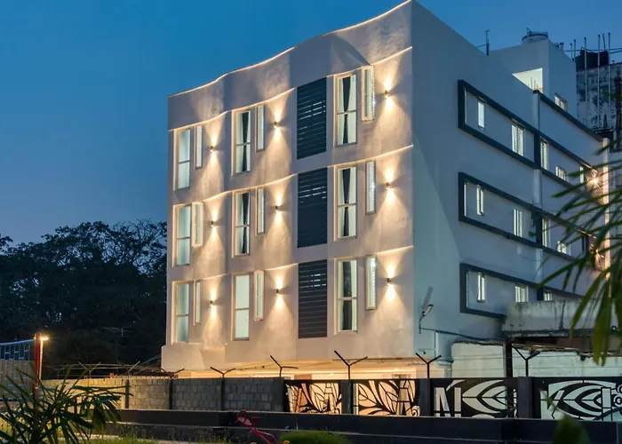 Aafiya Lakeview Apartments