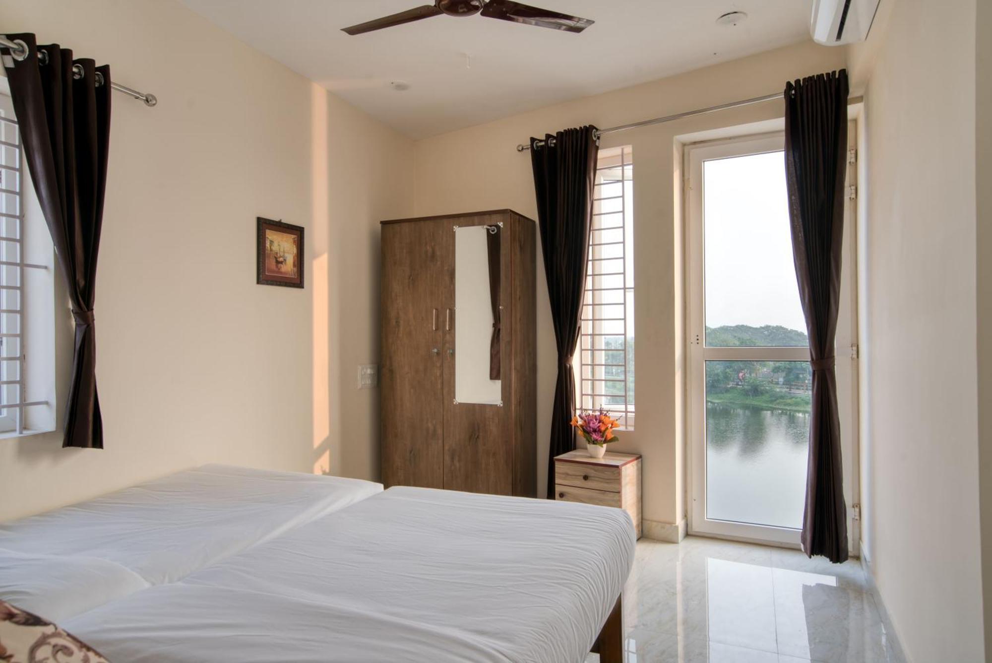 Apartment Aafiya Lakeview *