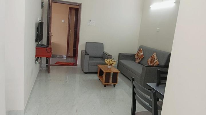 Aafiya Lakeview Apartment