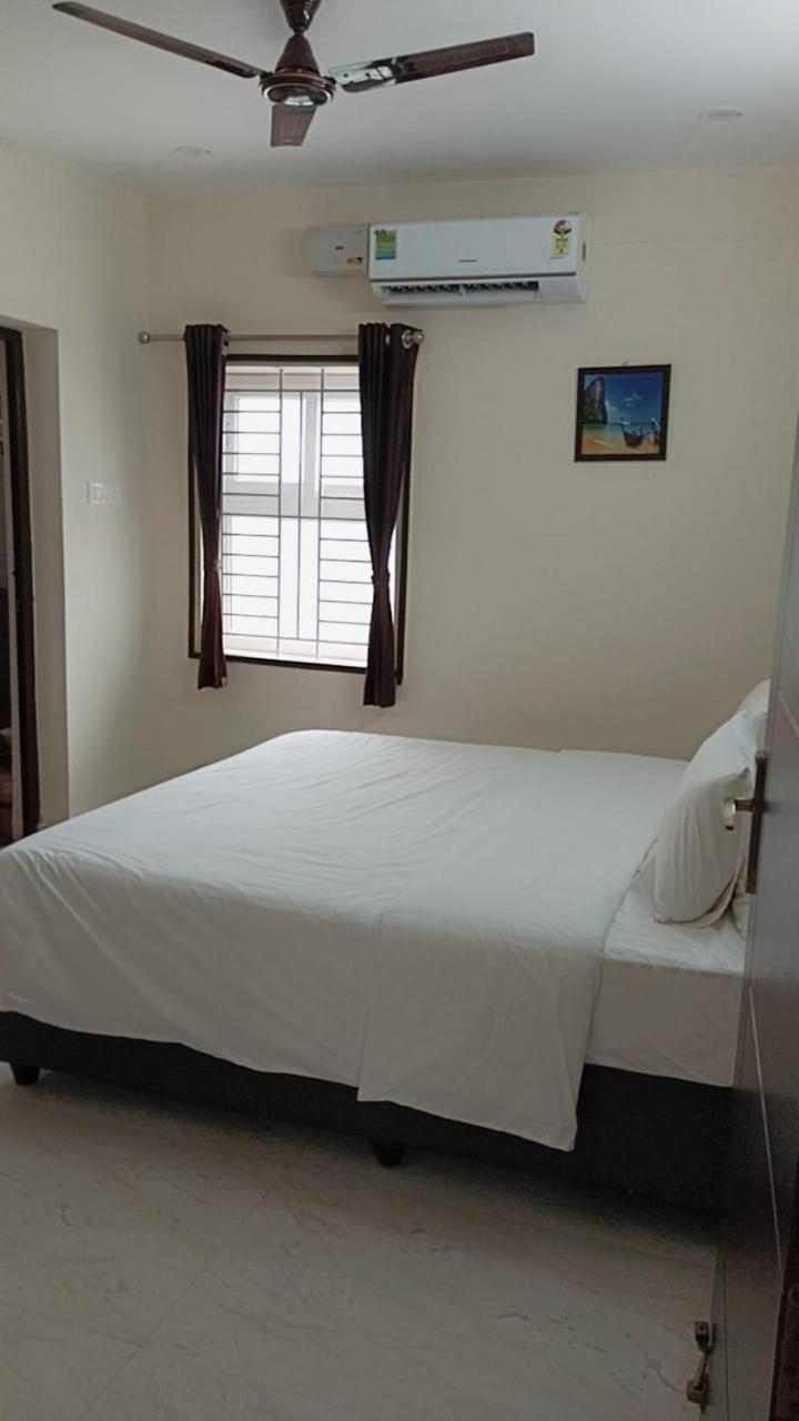 Aafiya Lakeview